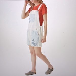 Lucky Brand Cream and Blue Women's Shorts